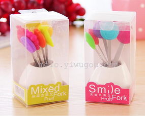 精致生活小物 不銹鋼陶瓷底座可愛笑臉水果叉，讓甜品時光更有趣